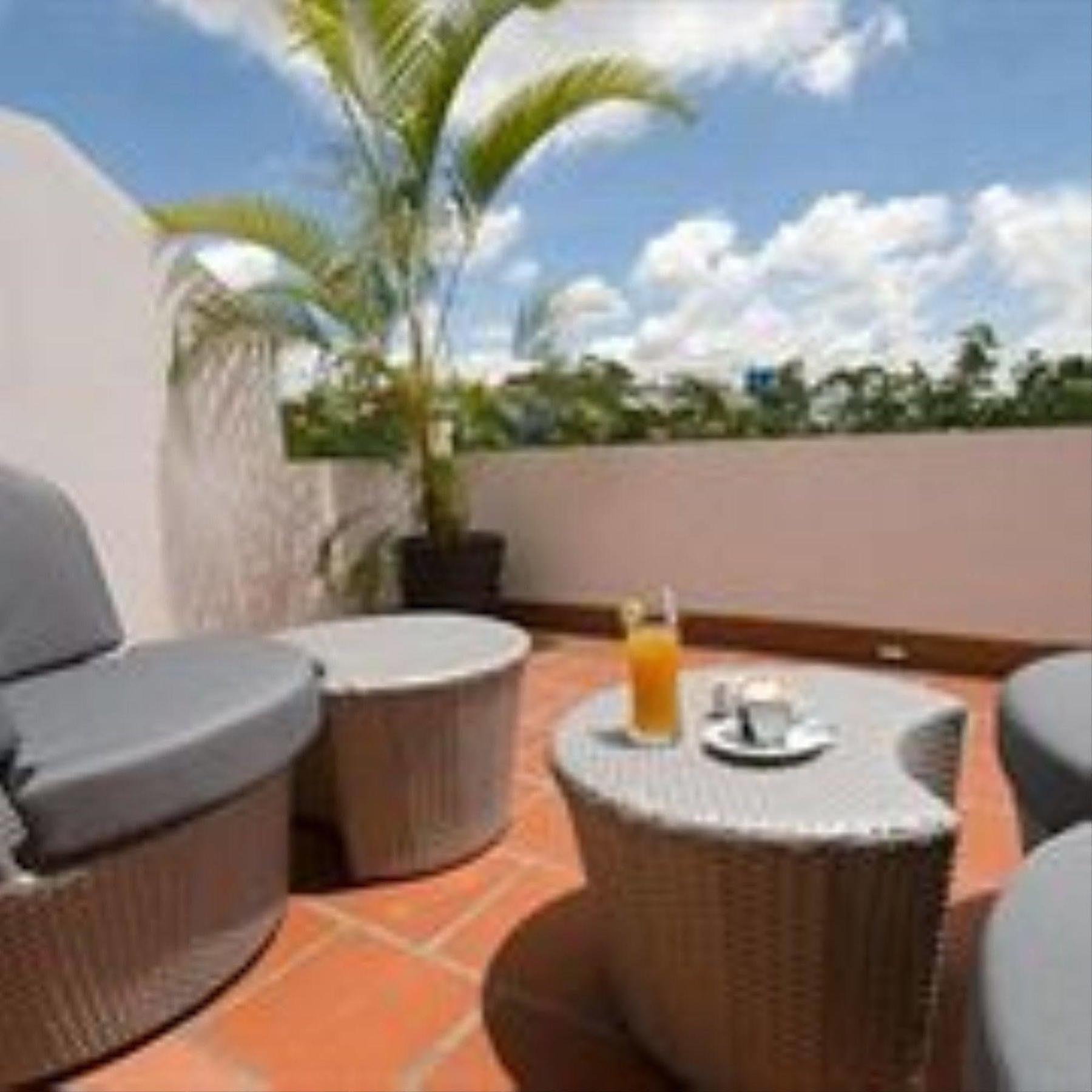 Riverview Cambodia Boutique Hotel Phnom Penh Esterno foto